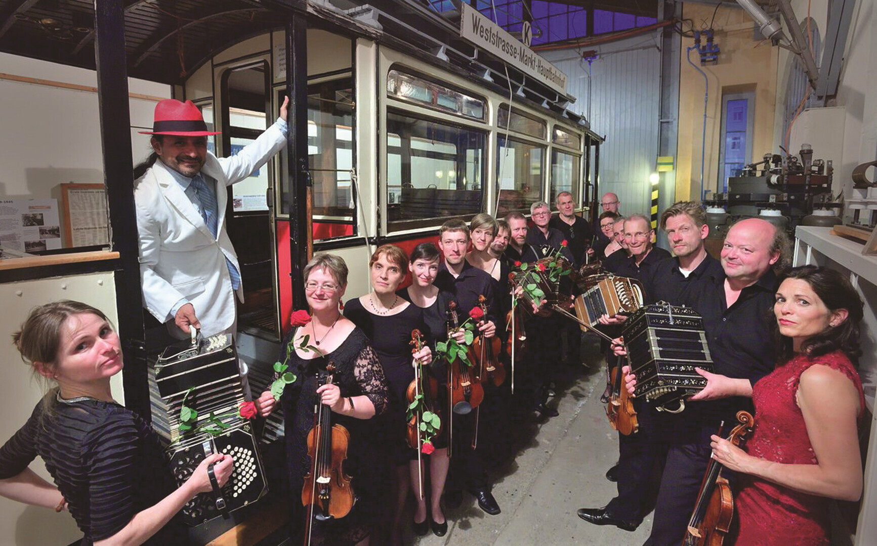 Gran Orquesta de Tango Carambolage „El Concierto de Tango para el Cumpleaños“
