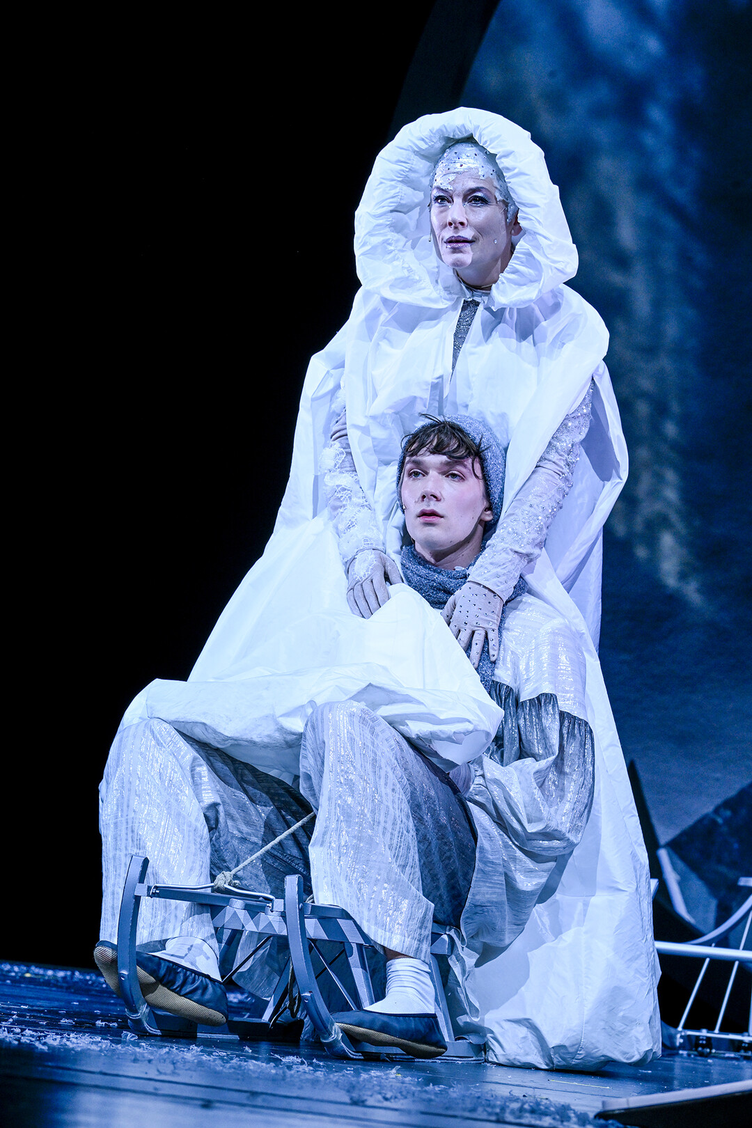 Die Schneekönigin (8+) | Nationaltheater Mannheim